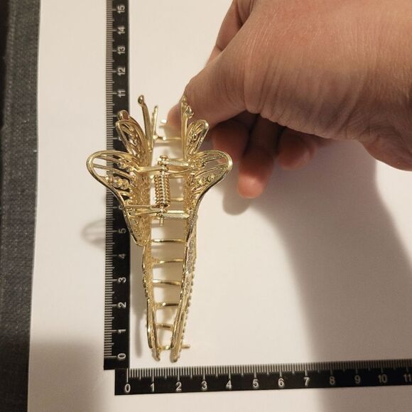 Brand New Gold Rhinestone Butterfly Hair Clip - Picture 7 of 7